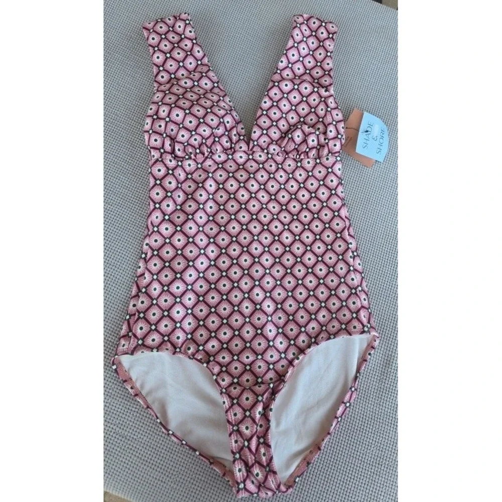 Shade & Shore Womens One Piece Swimsuit Pink Floral Geometric Size XS 0-2 (396)